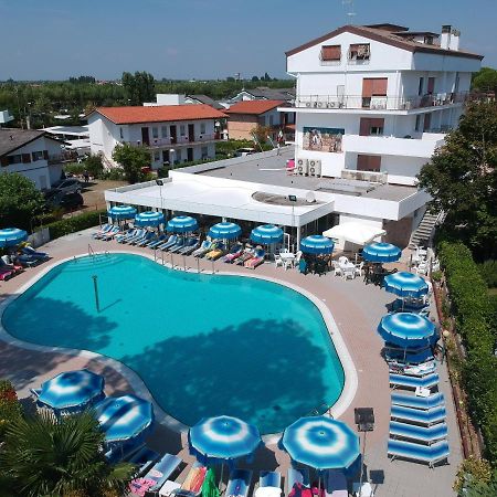 Oasi Verde Lido di Jesolo Ngoại thất bức ảnh